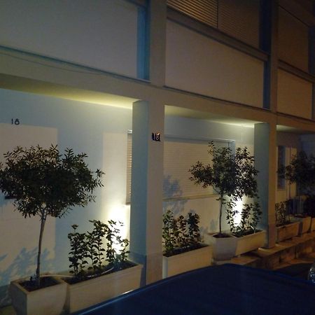 Beautiful Studio Next To Ancient Stadium Афины Экстерьер фото